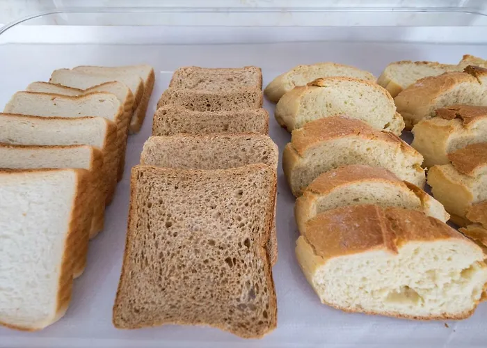 Joseph 4* ناوسا